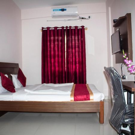 Hotel Royal Suites Bengalúr Exteriér fotografie