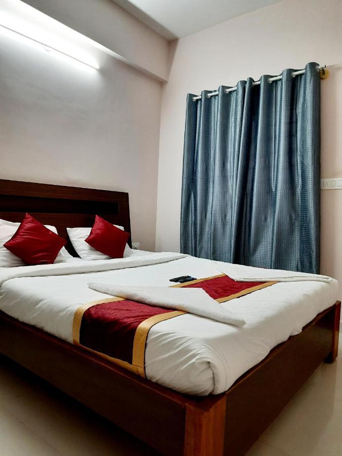 Hotel Royal Suites Bengalúr Exteriér fotografie